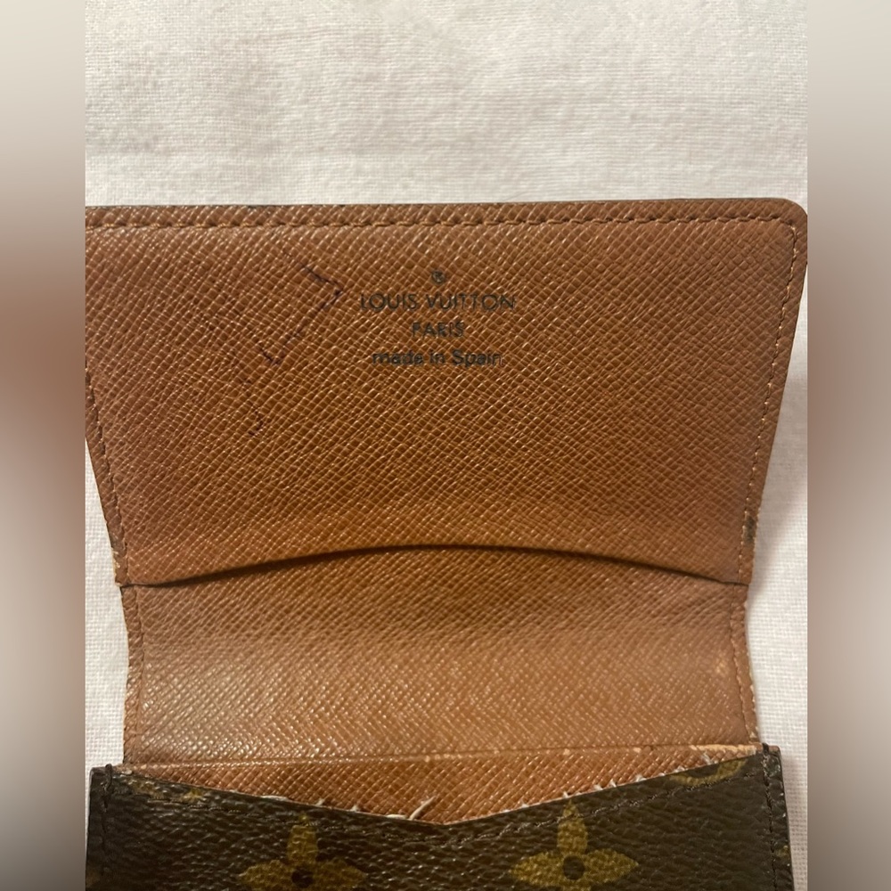 LOUIS VUITTON Monogram Business Card Holder - Picture 5 of 11